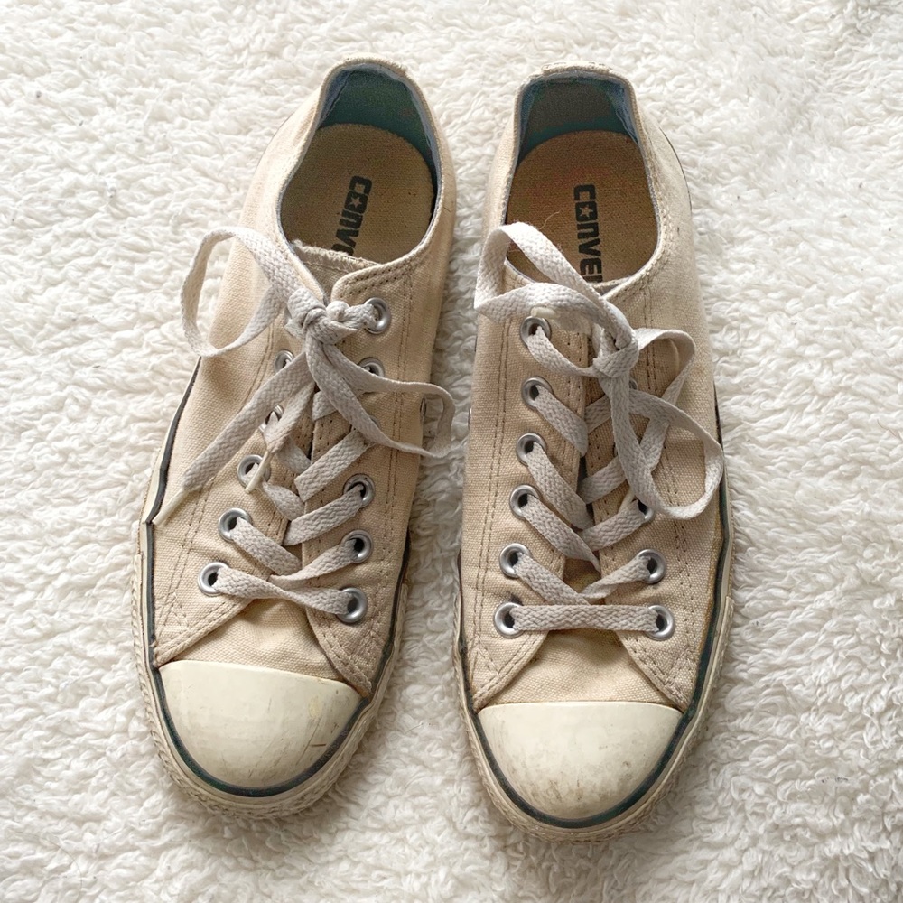 🌸 5 for $25🌸 Cream color converse